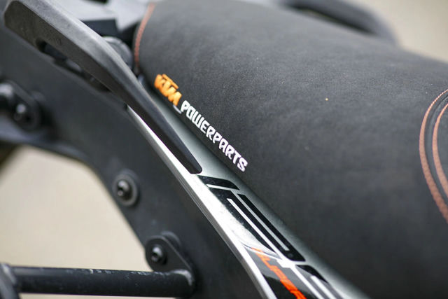 2020 KTM 1290 Super Adventure S photo 2