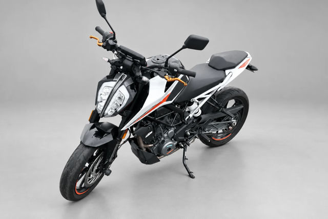 2022 KTM 390 Duke photo 1