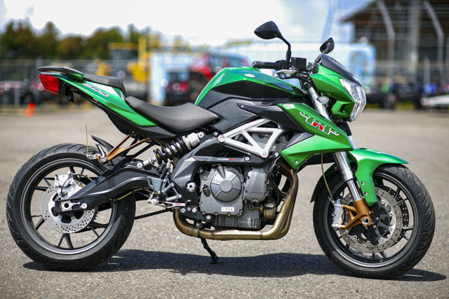 2017 Benelli TNT 600 photo 7