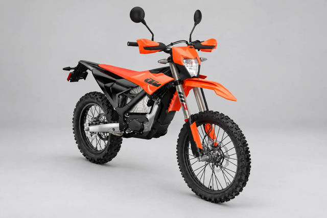 2027 KTM Freeride E photo 2