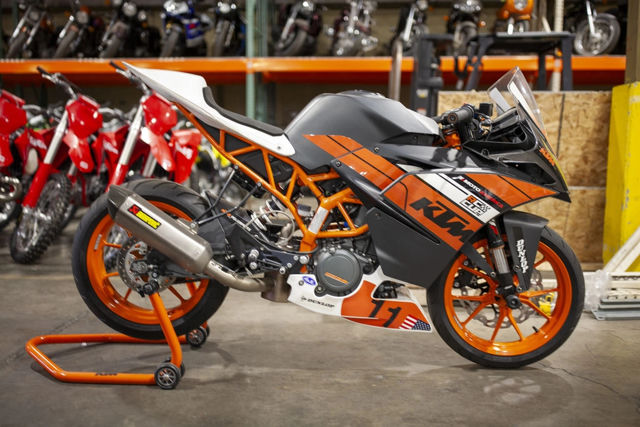 2015 KTM RC 390 Cup Race photo 4