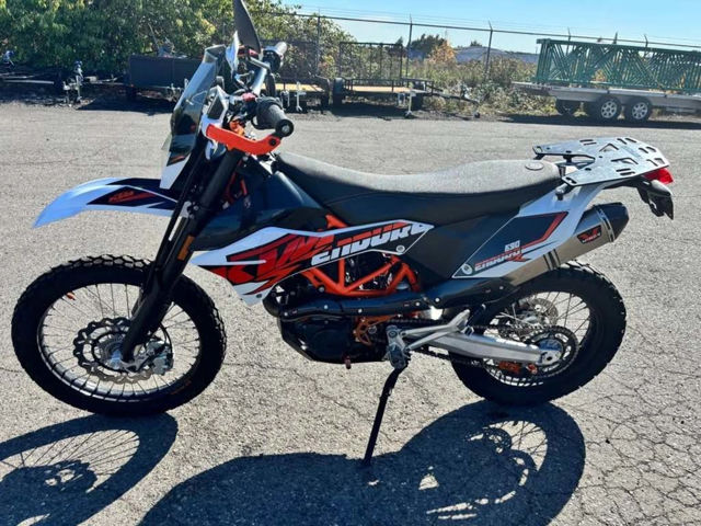 2016 KTM 690 Enduro R photo 2