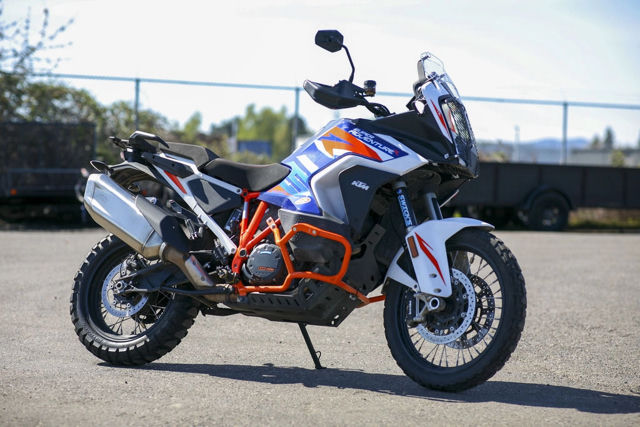 2022 KTM 1290 Super Adventure R photo 18
