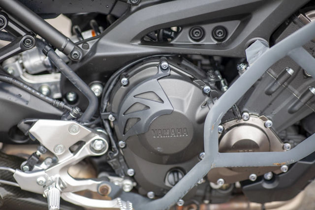 2016 Yamaha FZ-09 photo 12