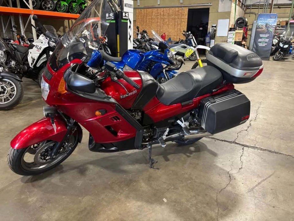 2003 Kawasaki CONCOURS photo 3