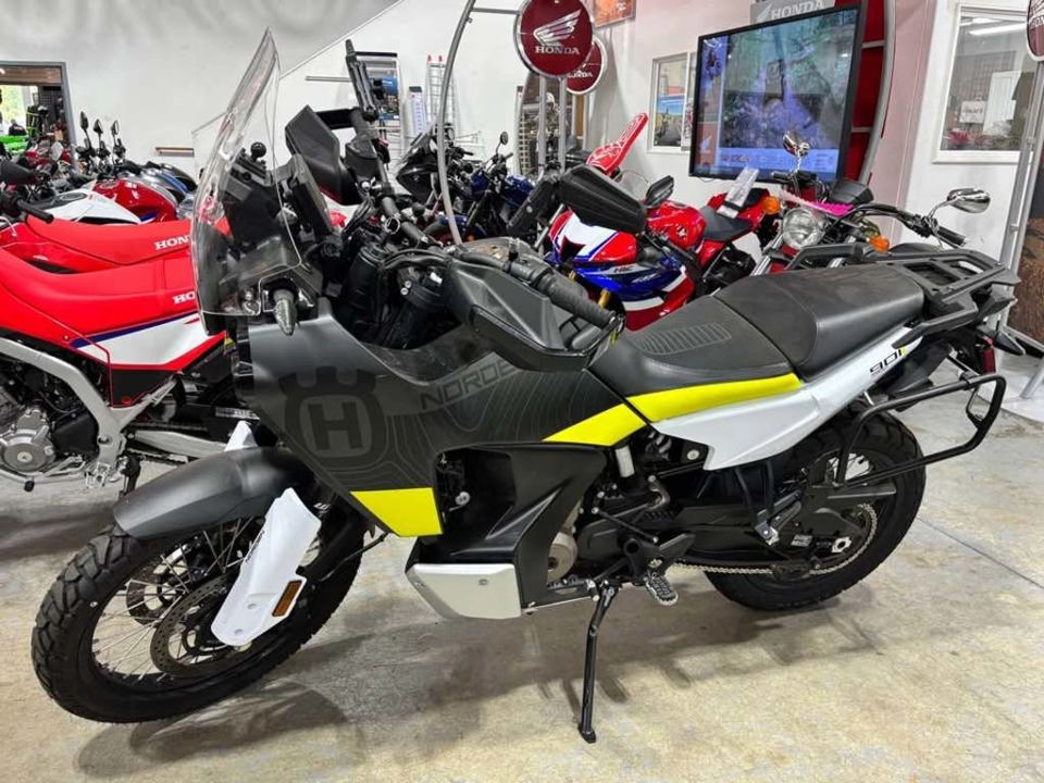 2023 Husqvarna Norden 901 photo 1