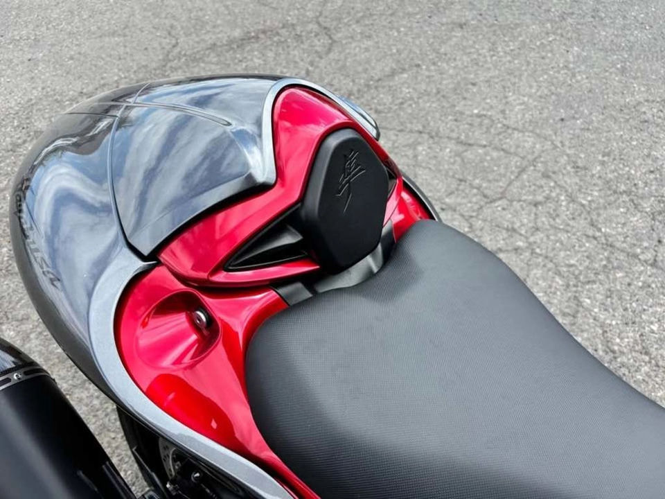 2024 Suzuki Hayabusa photo 2