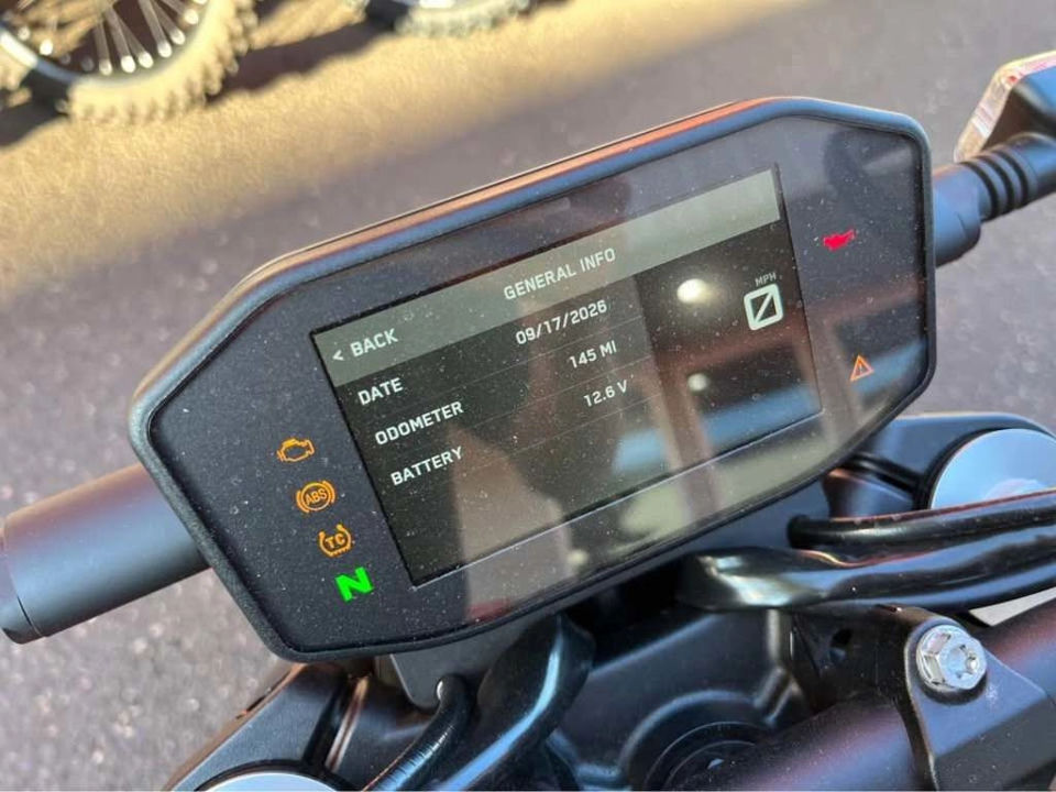 2023 KTM 790 Duke photo 6