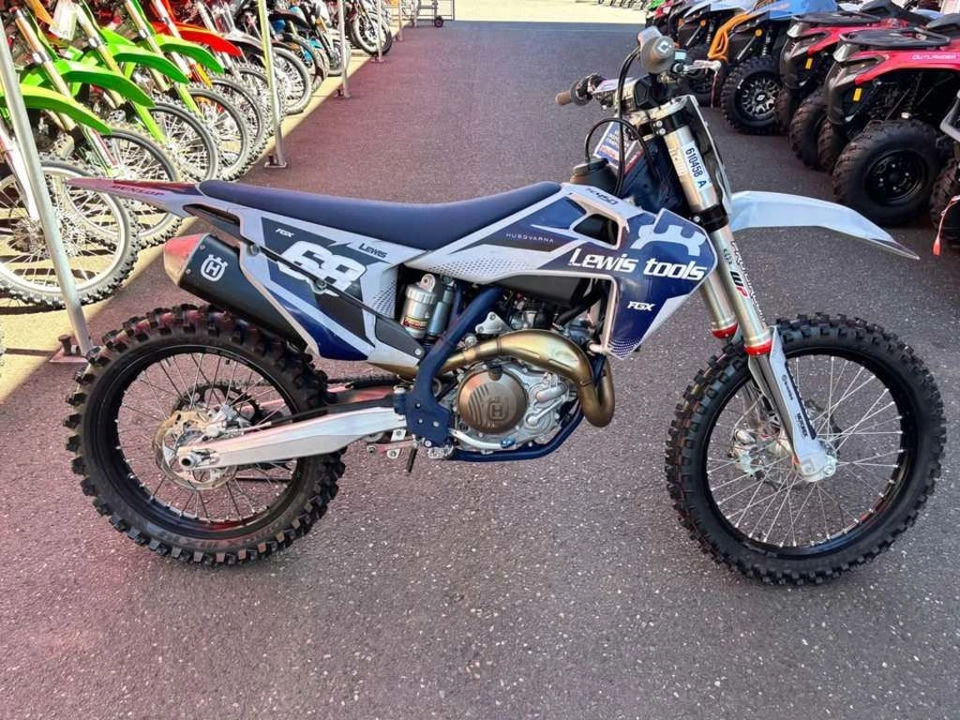 2022 Husqvarna FC 450 photo 2