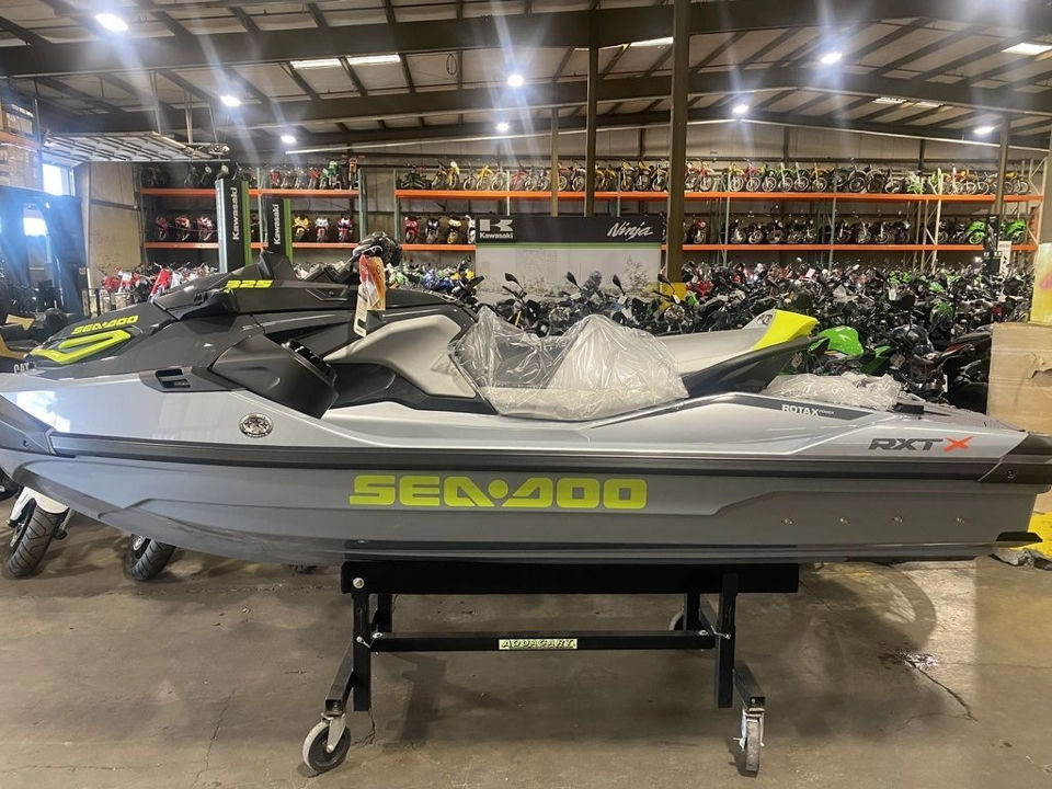 2026 Sea-Doo RXT®-X® 325 with Sound System photo 1