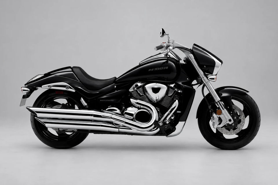 2025 Suzuki Boulevard M109R photo 1
