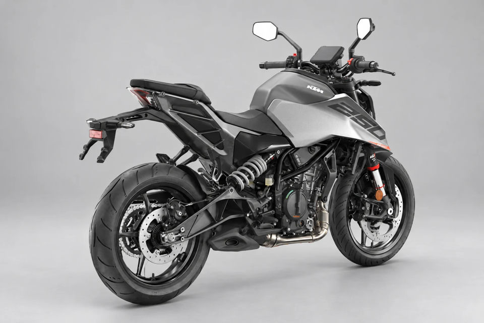 2026 KTM 250 Duke photo 4