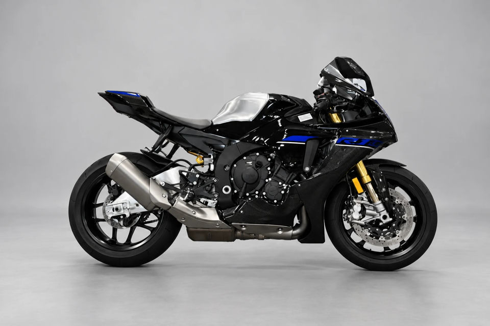 2024 Yamaha YZF-R1M photo 1