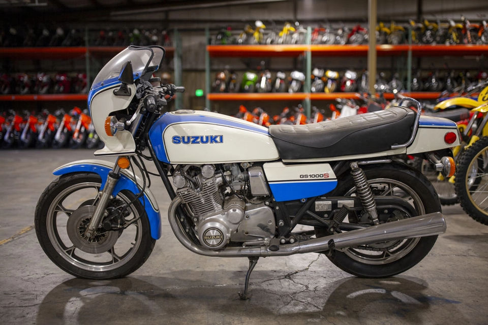 1982 Suzuki GS1000s photo 2