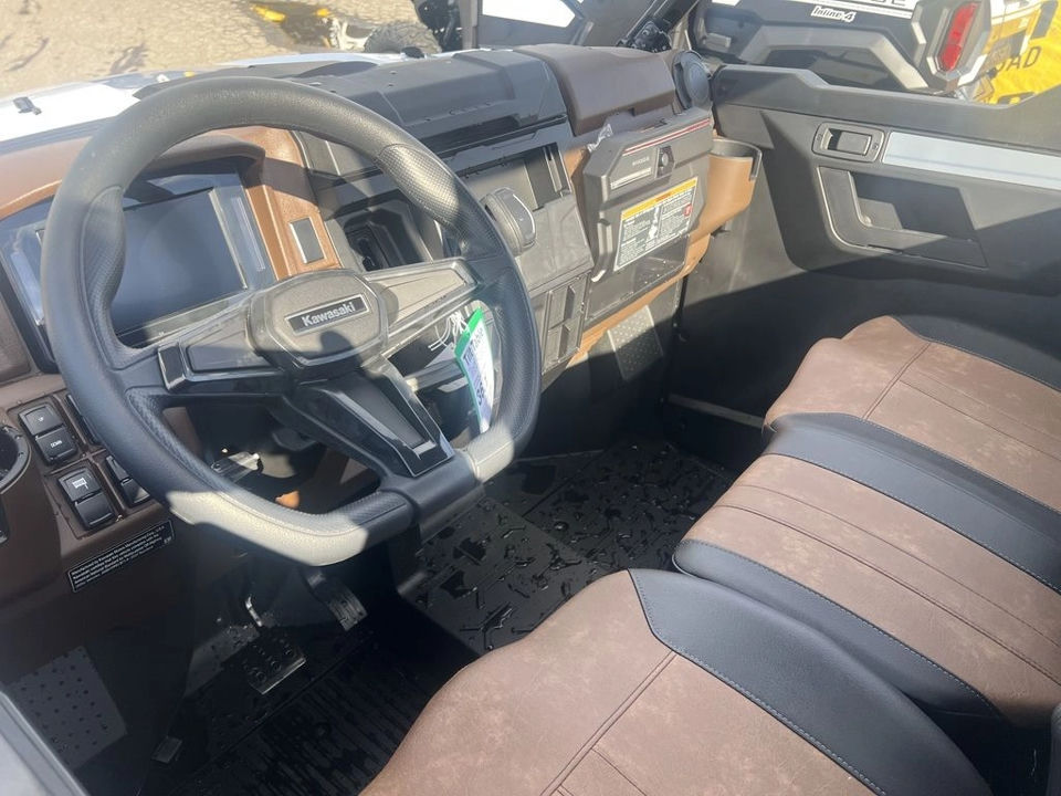 2025 Kawasaki RIDGE® Ranch Edition photo 2