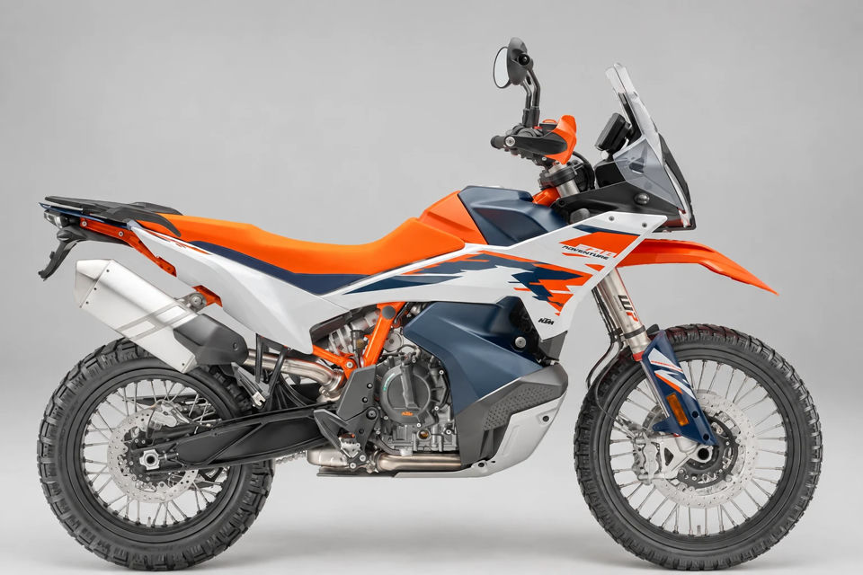 2025 KTM 890 Adventure R photo 1