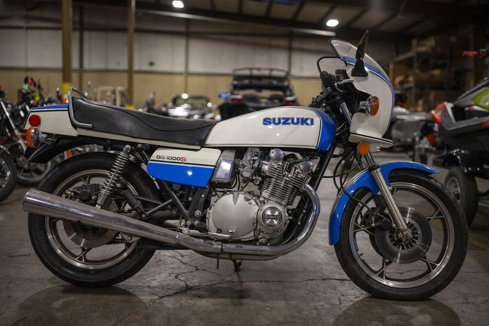 1982 Suzuki GS1000s photo 16