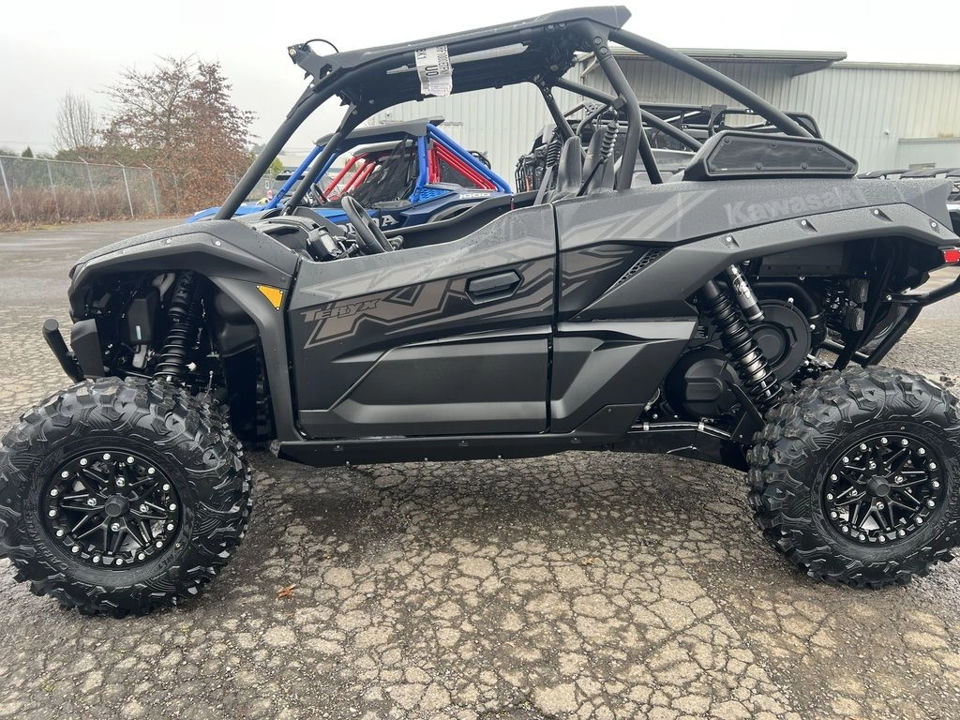 2026 Kawasaki Teryx KRX® 1000 Blackout Edition photo 9